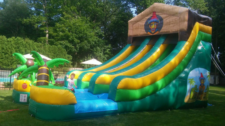 19ft Tiki Double Lane 